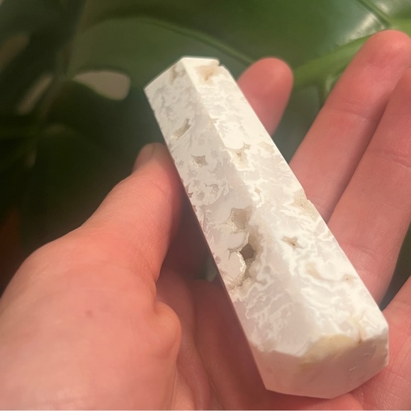 Druzy agate tower - Picture 2 of 3